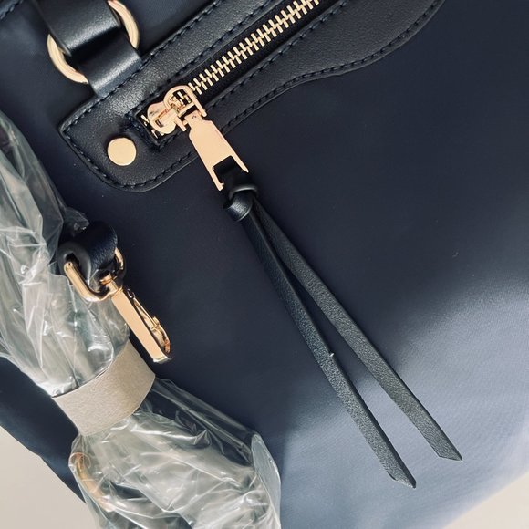 ISABELLE Vegan NylonTote Navy NWT - Picture 3 of 10